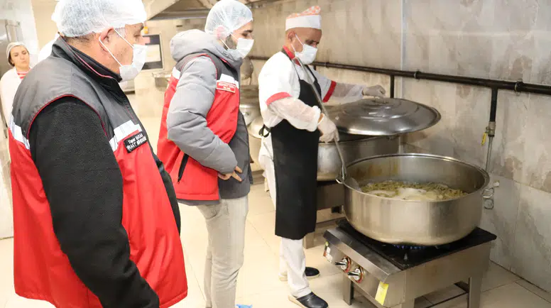 Gümüşhane'deki Öğrenci Yurtlarında Gıda Denetimleri Aralıksız Sürüyor