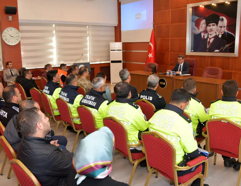 Gümüşhane’de Hız Sınırı Levhaları Yeniden Düzenlenecek