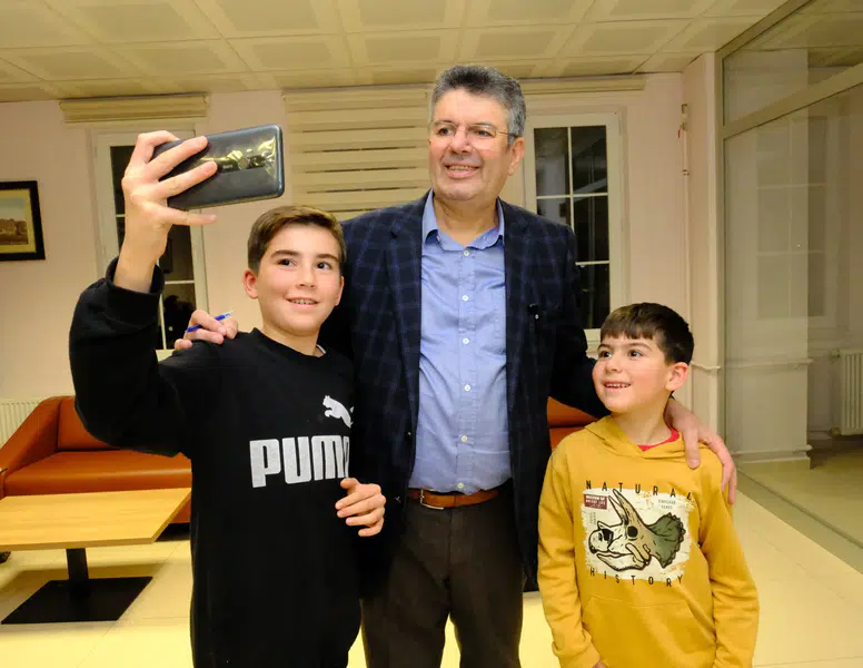 Şiran’da Kültür ve Sanat Rüzgârı: Alişan Kapaklıkaya ile Gönül Kapıları Aralandı