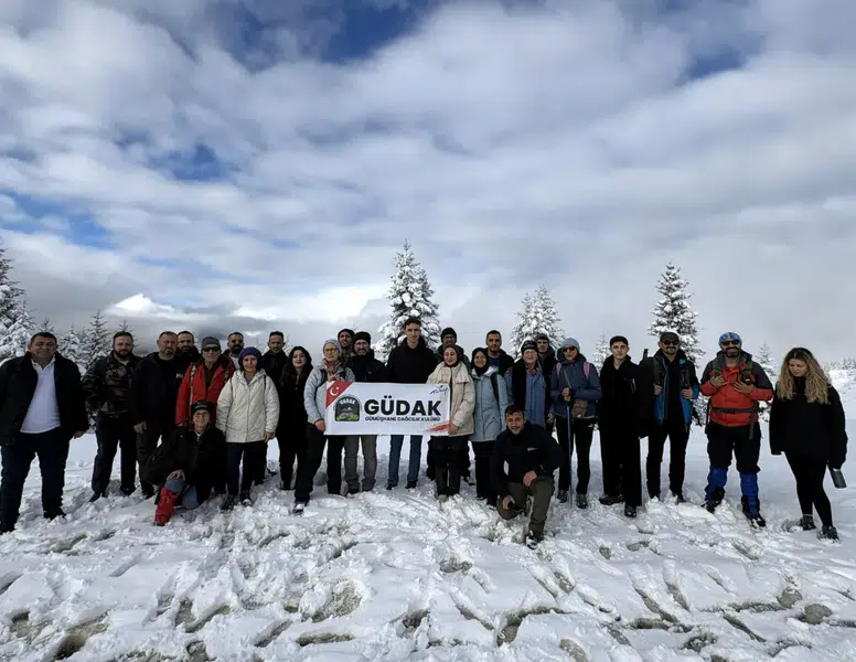 Gümüşhane’de kartpostallık doğa yürüyüşü