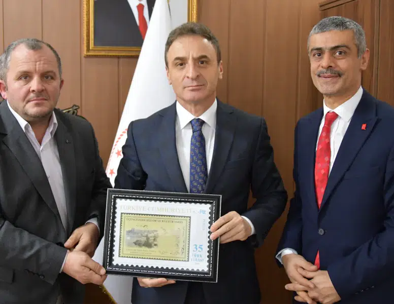 Üçüncüzade Vakfı’ndan Gümüşhane’de Eğitime 1 Milyon Liralık Devasa Destek