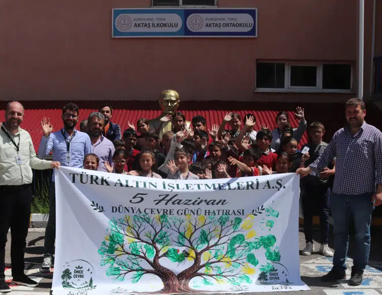 Torul Aktaş Ortaokulu öğrencilerine çevre eğitimi