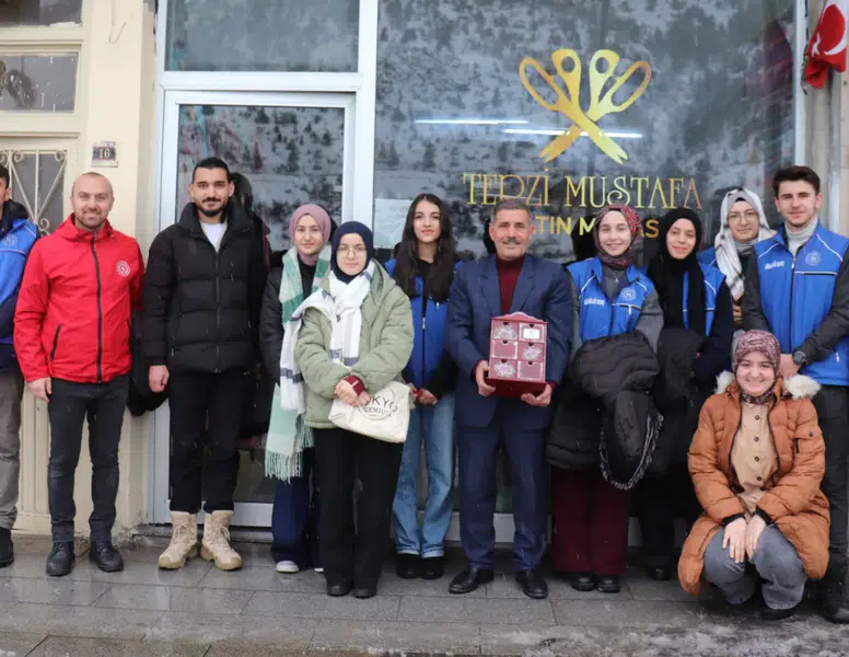Gümüşhane Gençlik Merkezi’nden yarım asırlık zanaatkâra vefa ziyareti