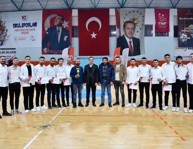 Gümüşhane'de kültürel mirasın kalbi Aydın Doğan Spor Salonu'nda attı