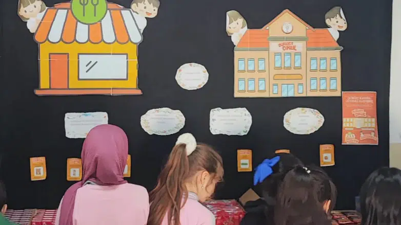 Kürtün’de Değerler Eğitimi: Şehit Taşkın Temel İlkokulu’nda ‘Dürüst Kantin’ Uygulaması Başlatıldı