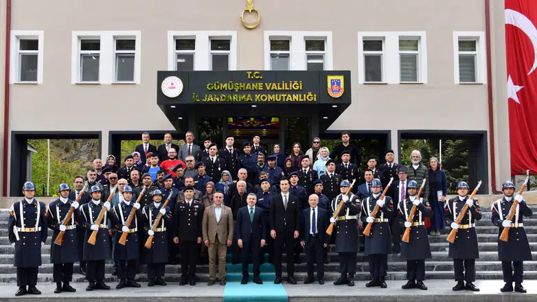 Gümüşhane’de 9 özel birey bir günlüğüne Mehmetçik oldu