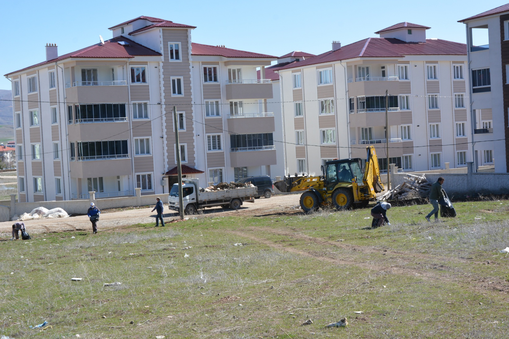 Kelkit Belediyesi’nin temizlik ekipleri sahada 3