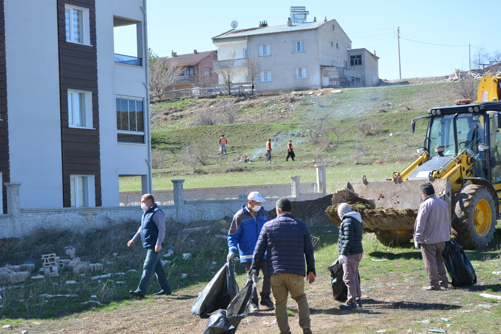 Kelkit Belediyesi’nin temizlik ekipleri sahada 2