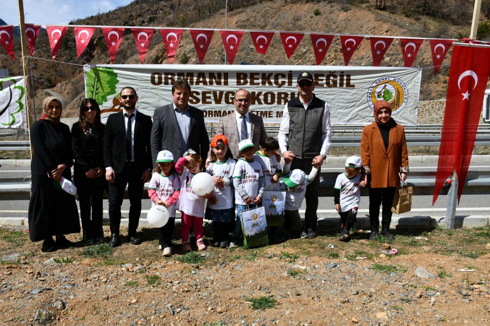 Torul’da “Minik ellerden gelecek ormanı” oluşturuldu 26