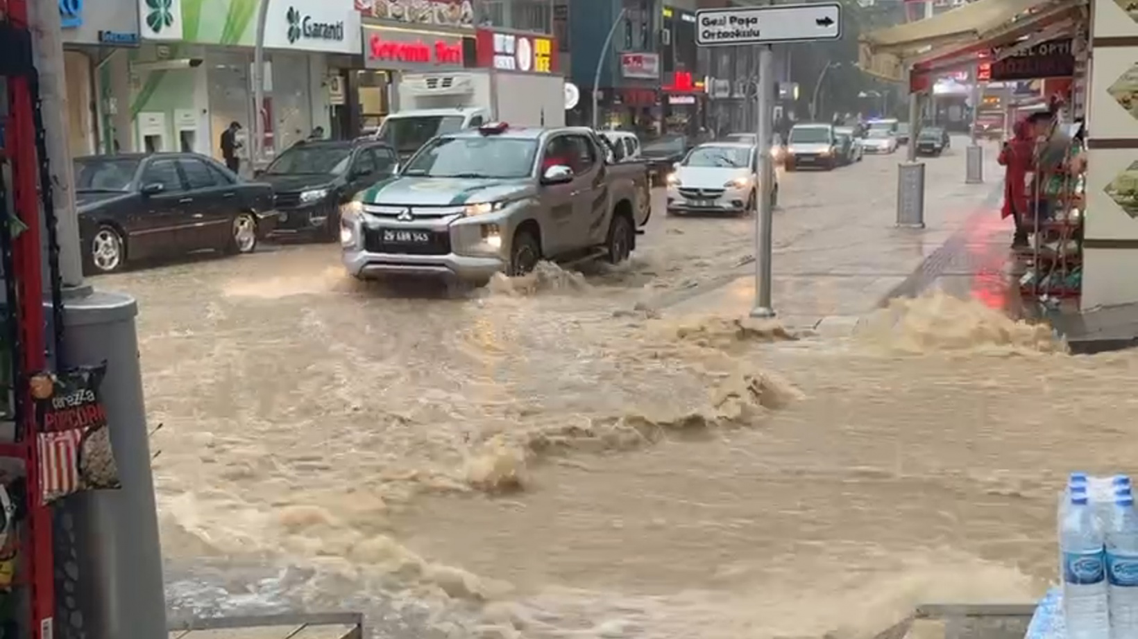 Gümüşhane bir kez daha sele teslim oldu 4