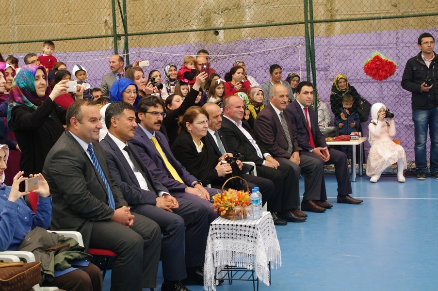 Nesrin Halit Zarbun’da okul öncesi şenliği ve mezuniyet töreni 8