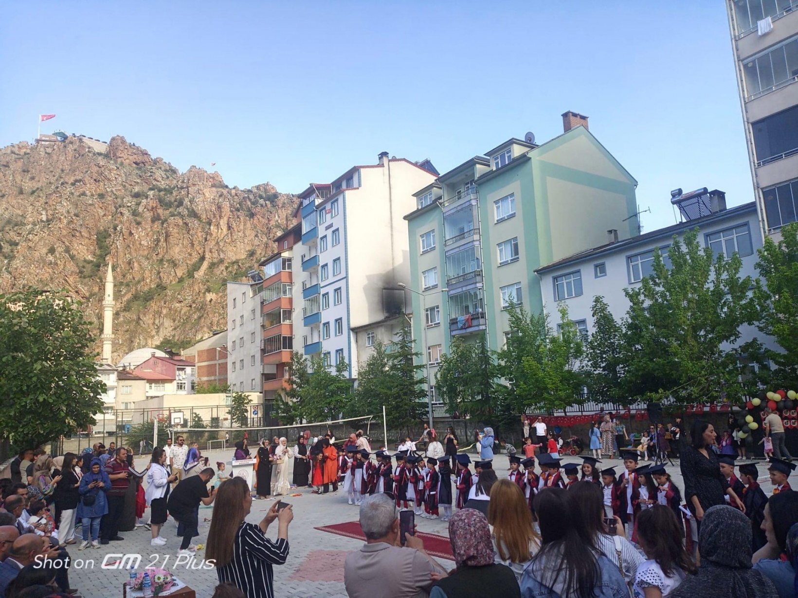 Minik öğrencilerden kocaman yıl sonu okul öncesi şenliği 3