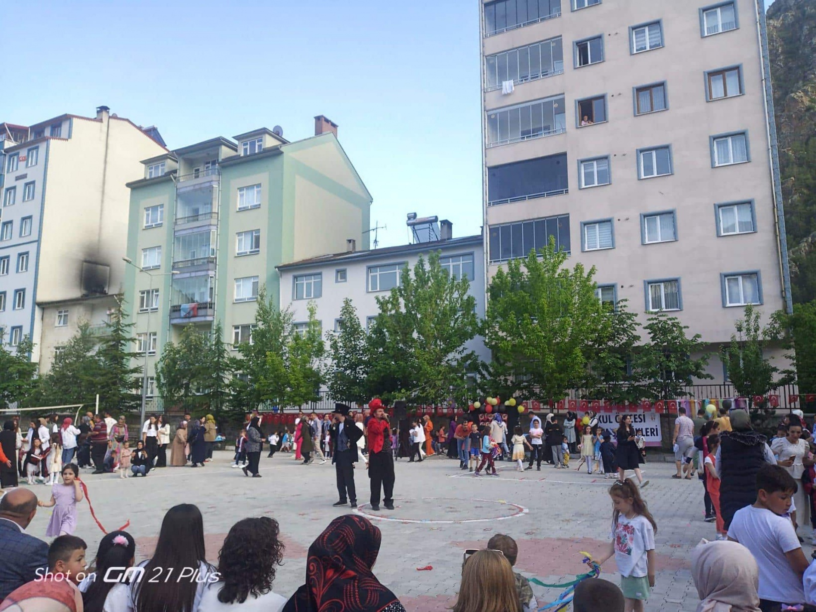 Minik öğrencilerden kocaman yıl sonu okul öncesi şenliği 10