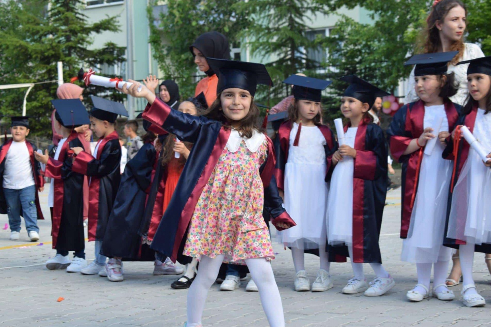 Minik öğrencilerden kocaman yıl sonu okul öncesi şenliği 19