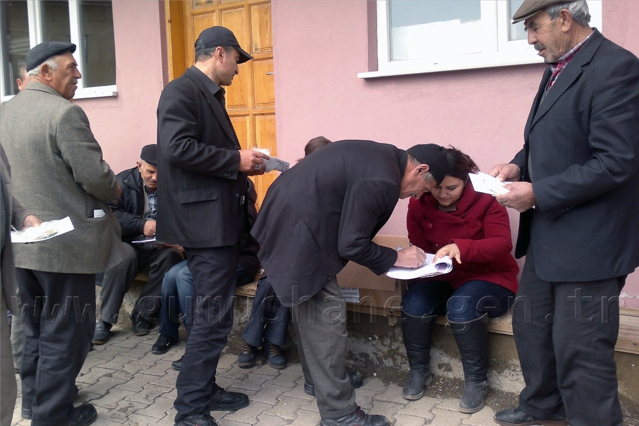 Kelkit'te Kene Kartı Dağıtılıyor 2