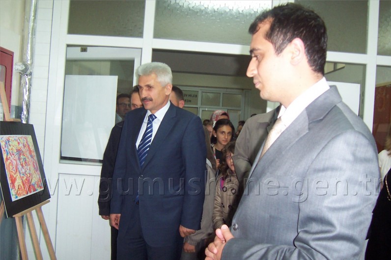 Keman Dinletisi ve Ebru Sergisi Düzenlendi 4