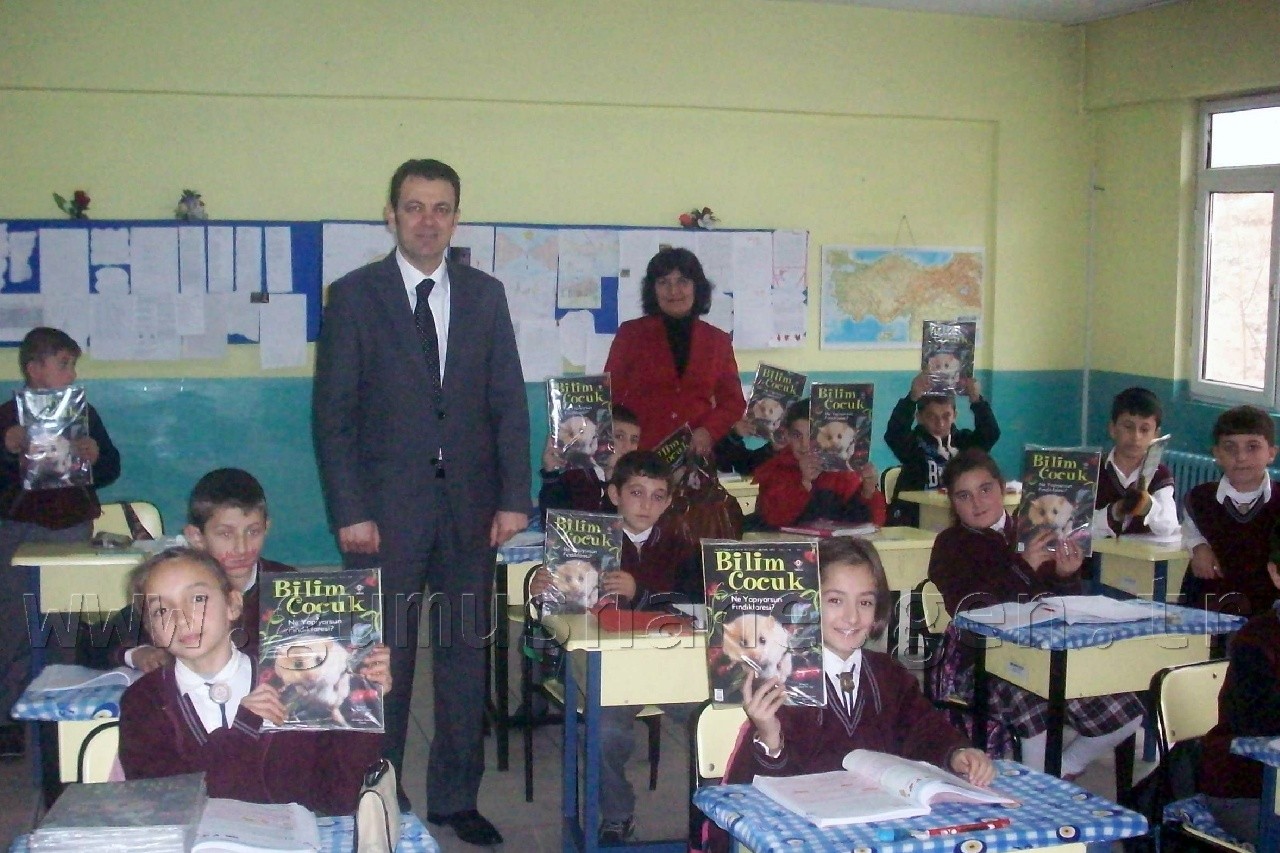 Öğrencilere TÜBİTAK ve TSE Dergileri Dağıtıldı 14