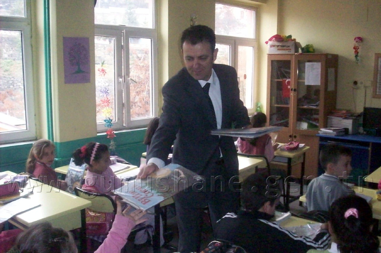 Öğrencilere TÜBİTAK ve TSE Dergileri Dağıtıldı 18