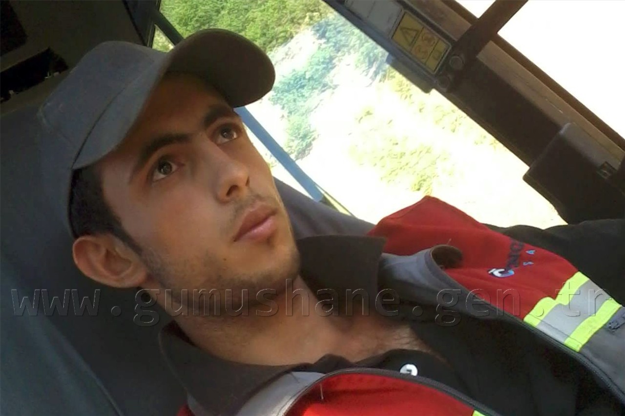 Serinlemek İçin Girdiği Gölette Boğuldu 4