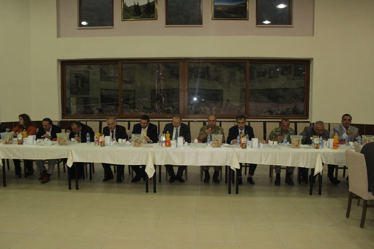 Vali Yavuz, Kürtün'de Şehit Yakını ve Gazilerle İftar Yaptı 2