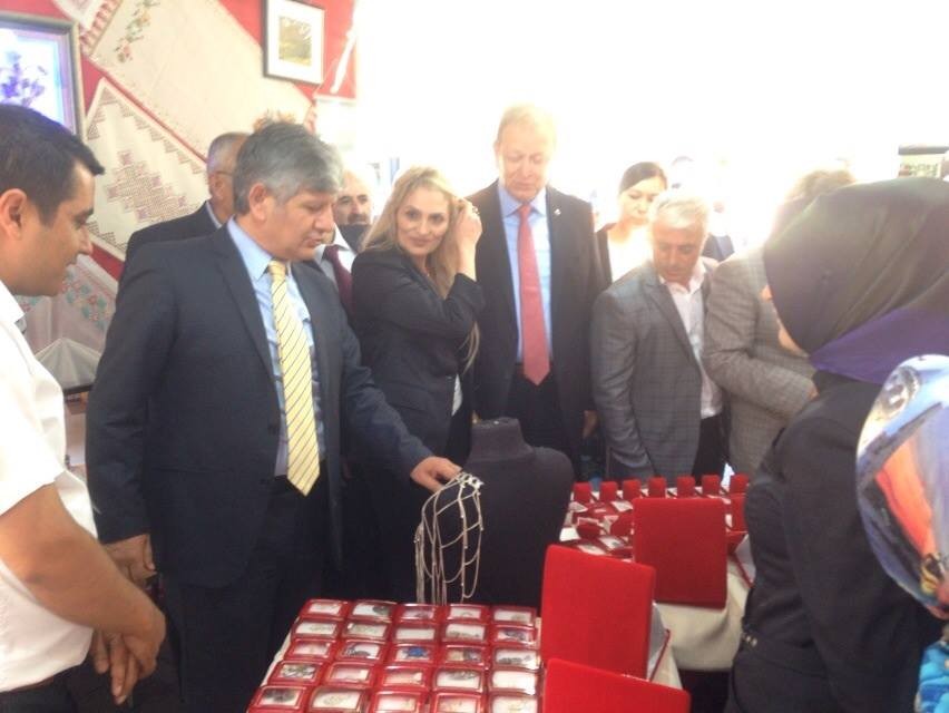 Milletvekili Aydın Festival Öncesi Pehlivantaş Köyünü Ziyaret Etti 5