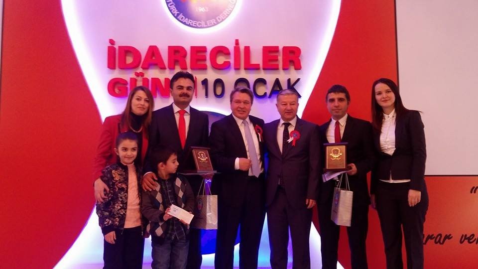 Turan ve Gazel ödüllerini aldı 2