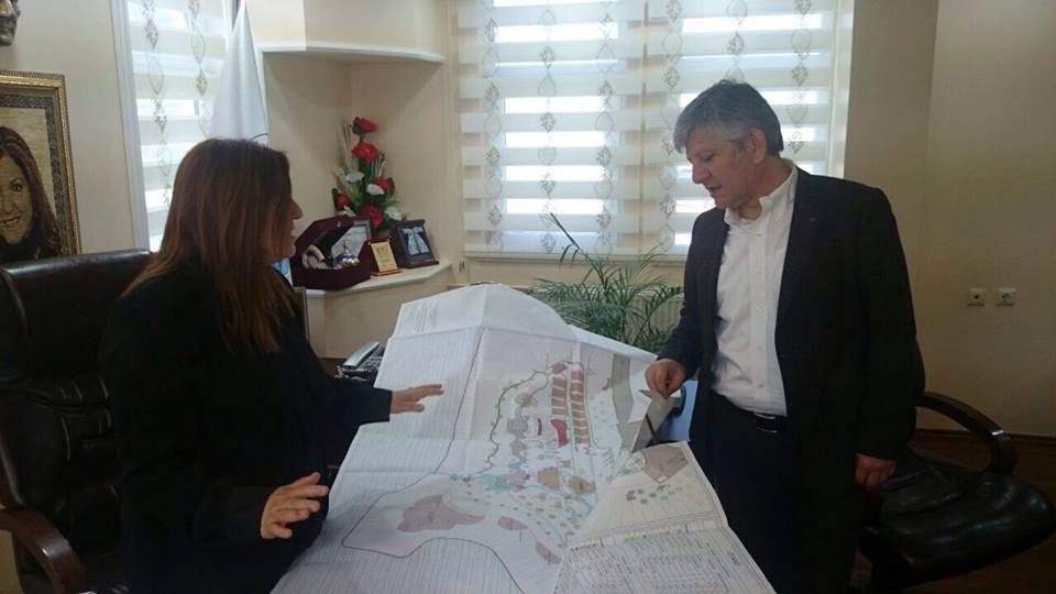 Aydın yorulmak bilmiyor... 3