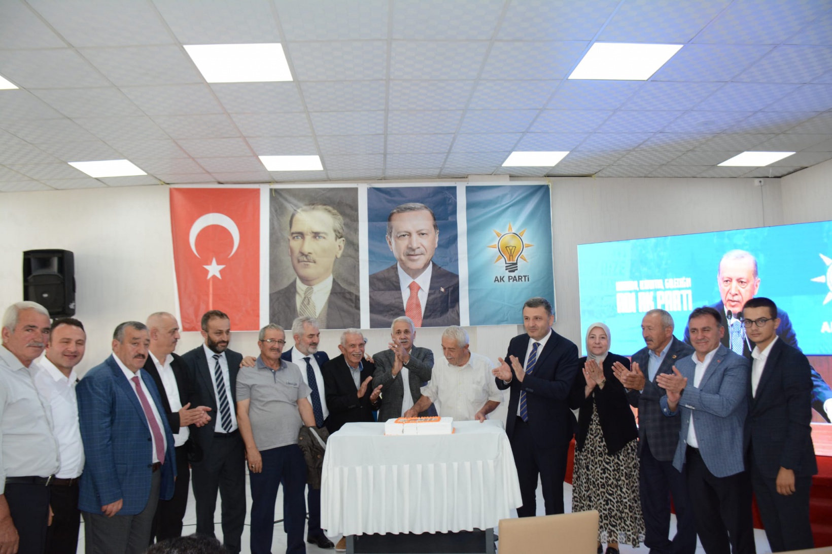 AK Parti 23 yaşında 3