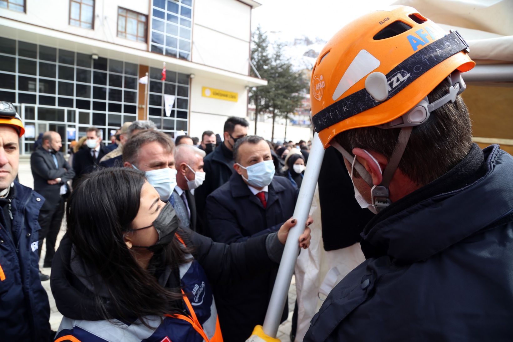 Gümüşhane’de ‘Deprem anı ve Tahliye Tatbikatı’ gerçekleştirildi 2