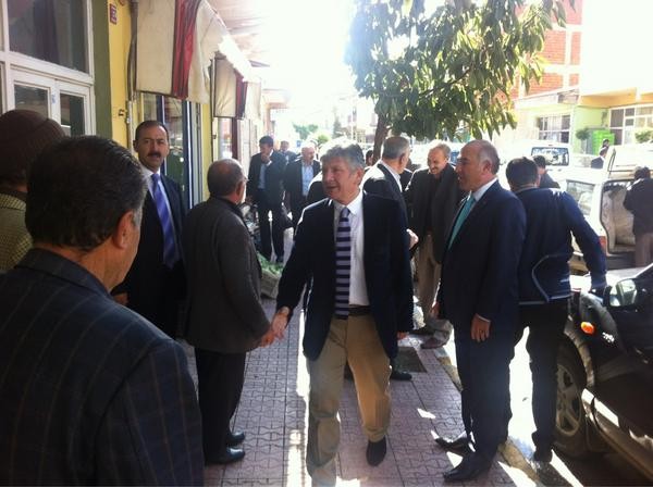 Milletvekili Aydın, Kurban Bayramında Sıkılmadık El, Çalınmadık Kapı Bırakmadı 11