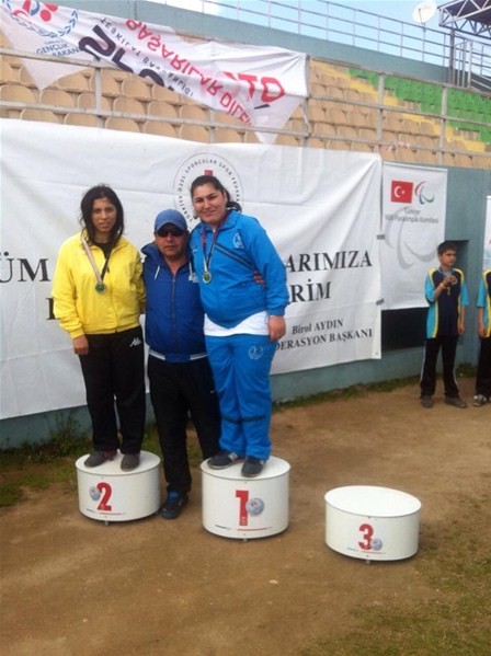 Özel sporcularımız başarıya doymuyor 4