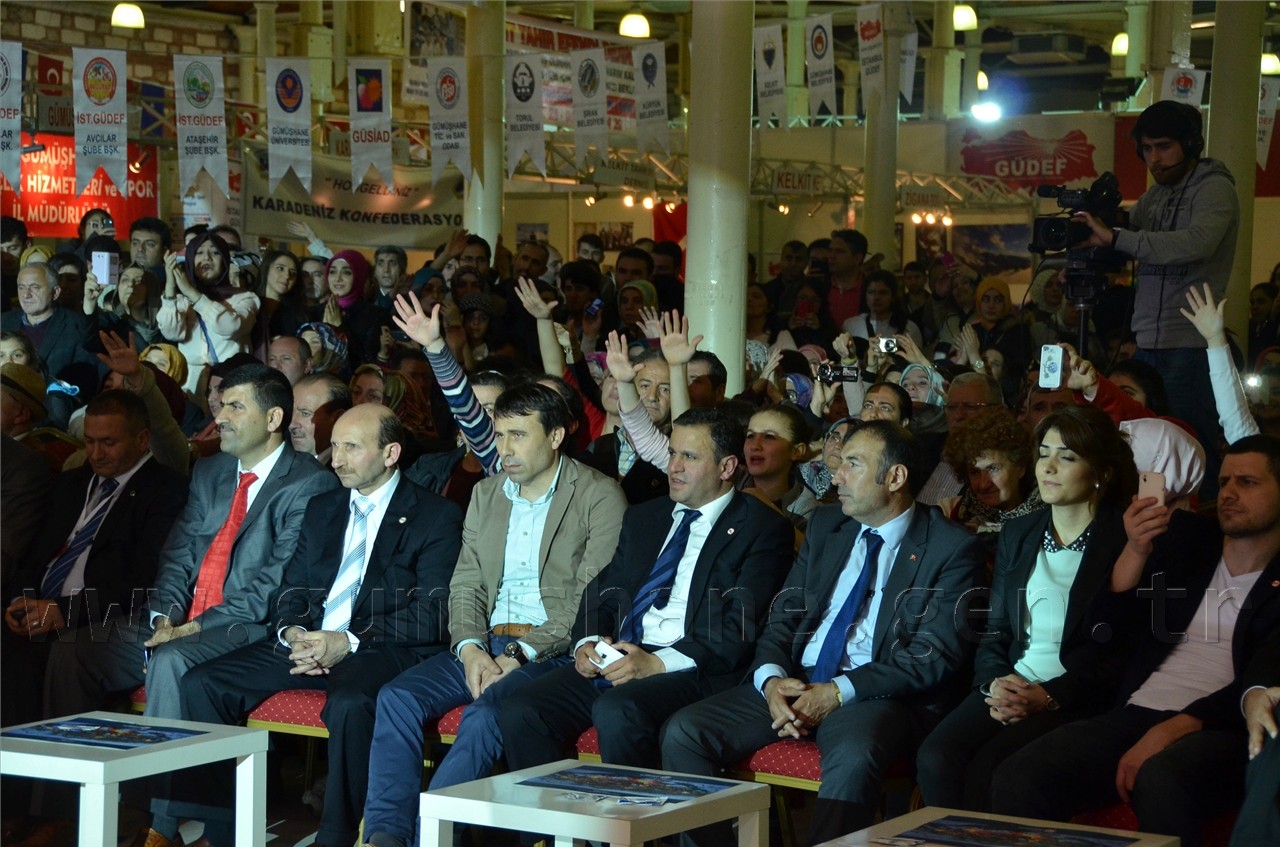 Feshane Tanıtım Günlerinde Mustafa Ceceli Sahne Aldı 2