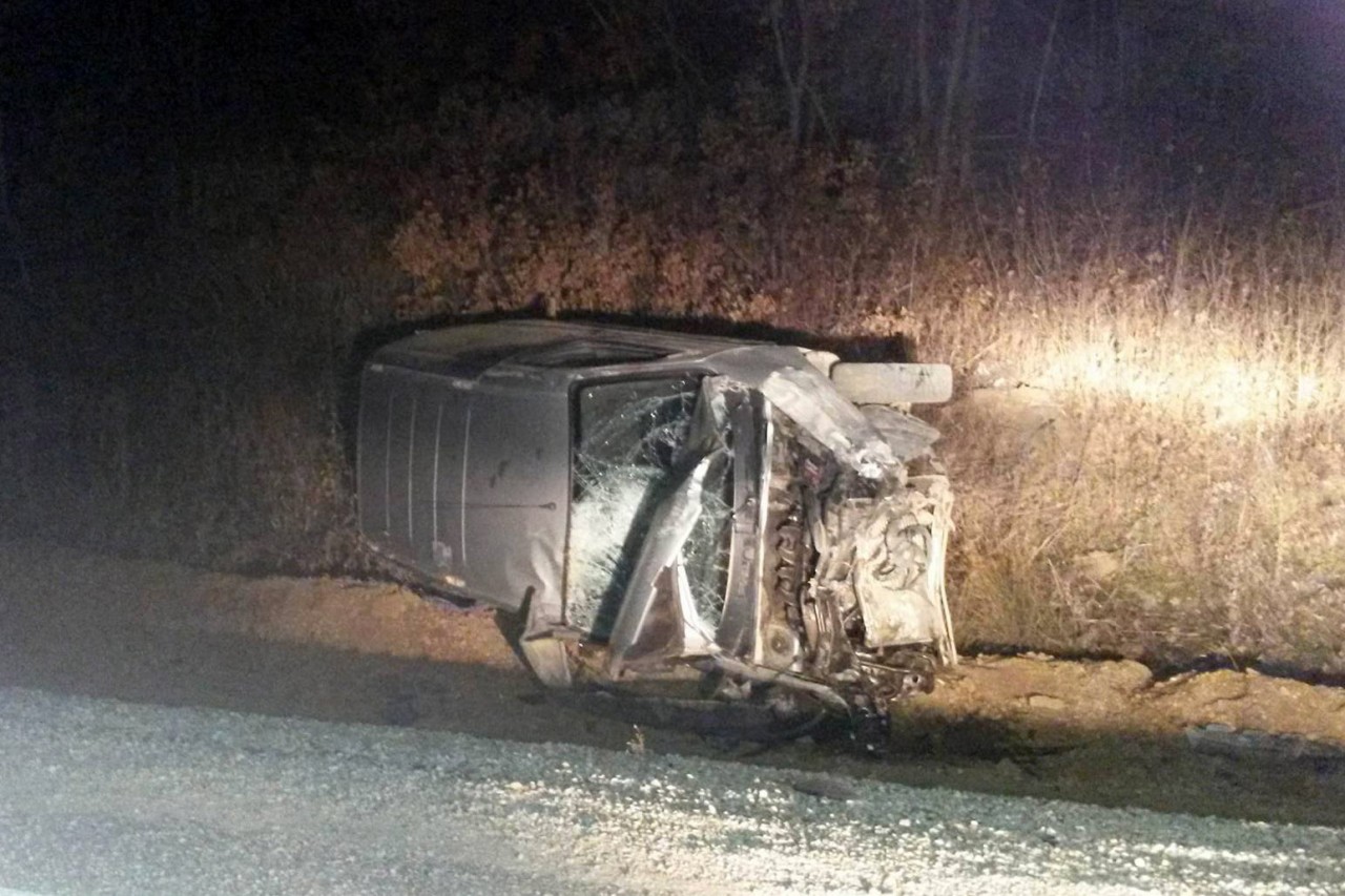 İkisu-Şiran karayolunda kaza: 2 yaralı 5