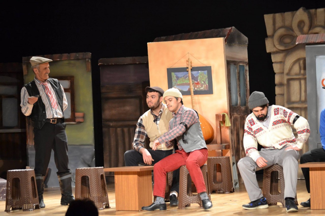 Gümüşhaneliler Tiyatroda Buluştu 10