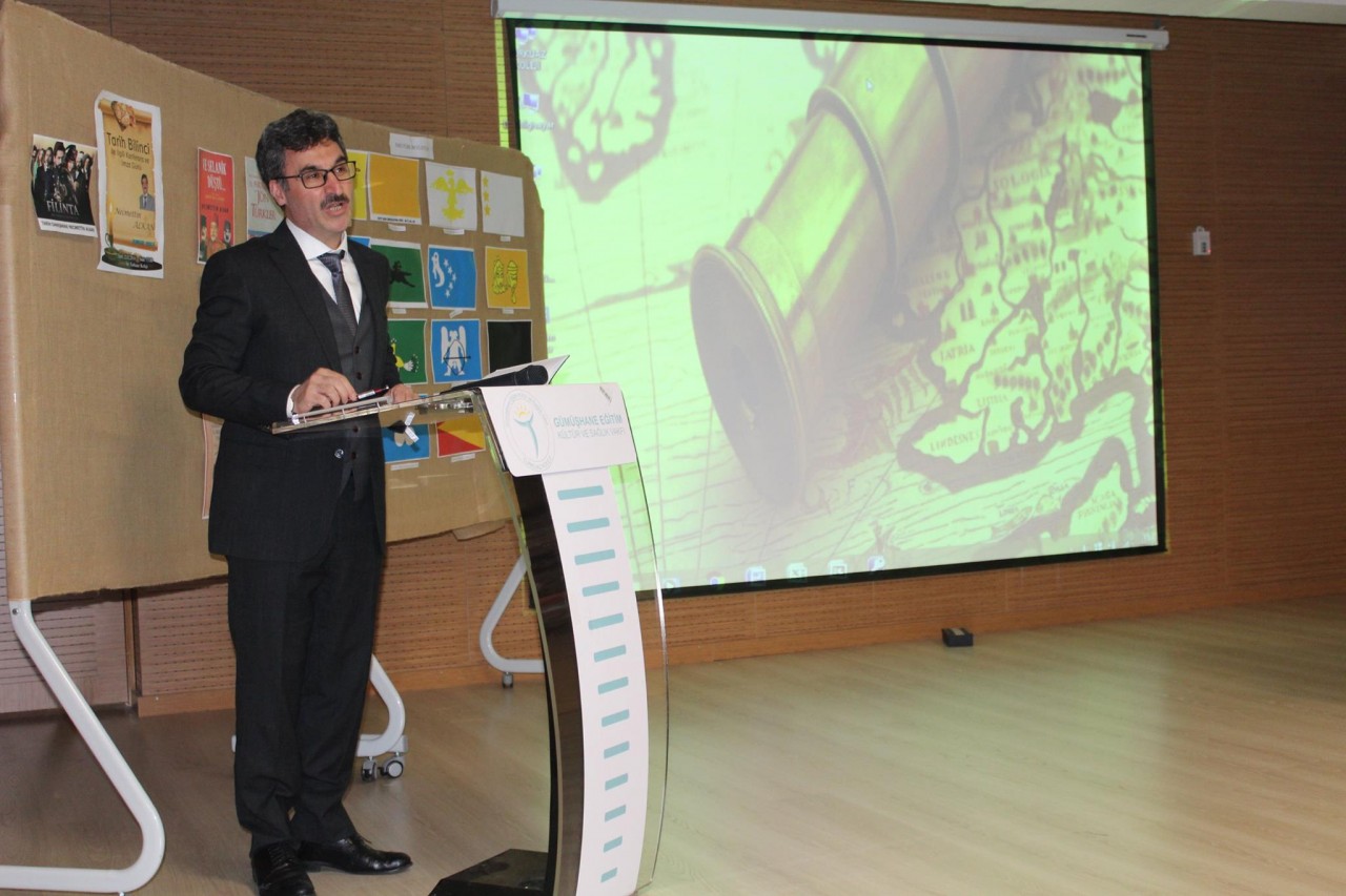 Alkan, öğrencilere tarih bilincini anlattı 10