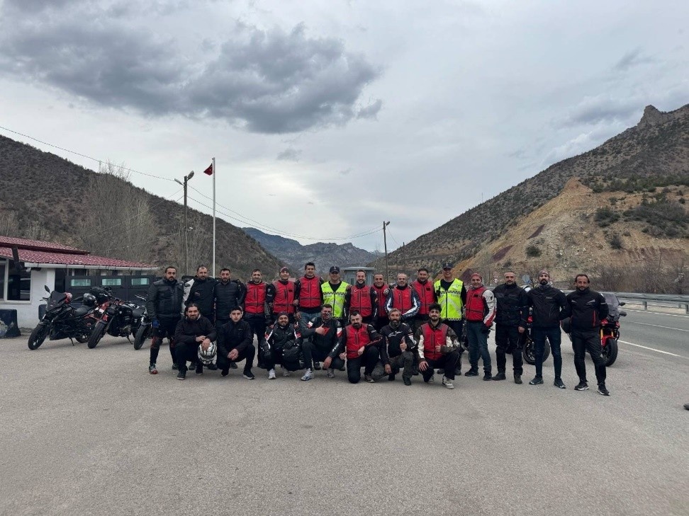 Jandarma’dan motosiklet kulüplerine farkındalık eğitimi 3