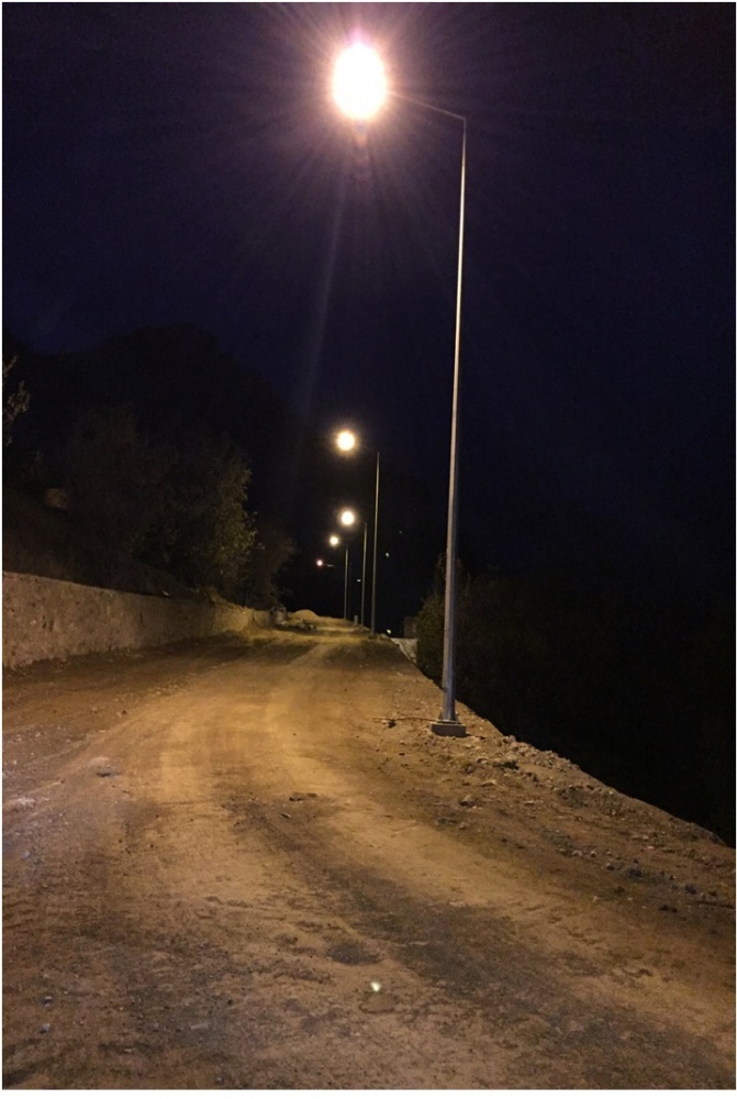 Süleymaniye Mahallesi yolu aydınlatıldı 9