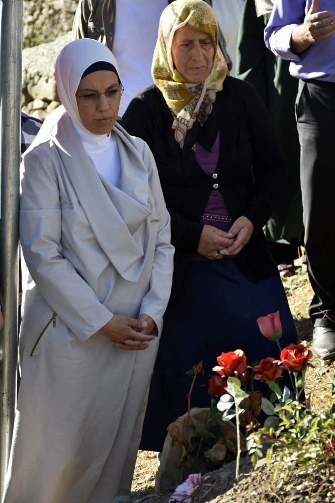 AK Parti heyetinden şehit öğretmenin ailesine bayram ziyareti 2