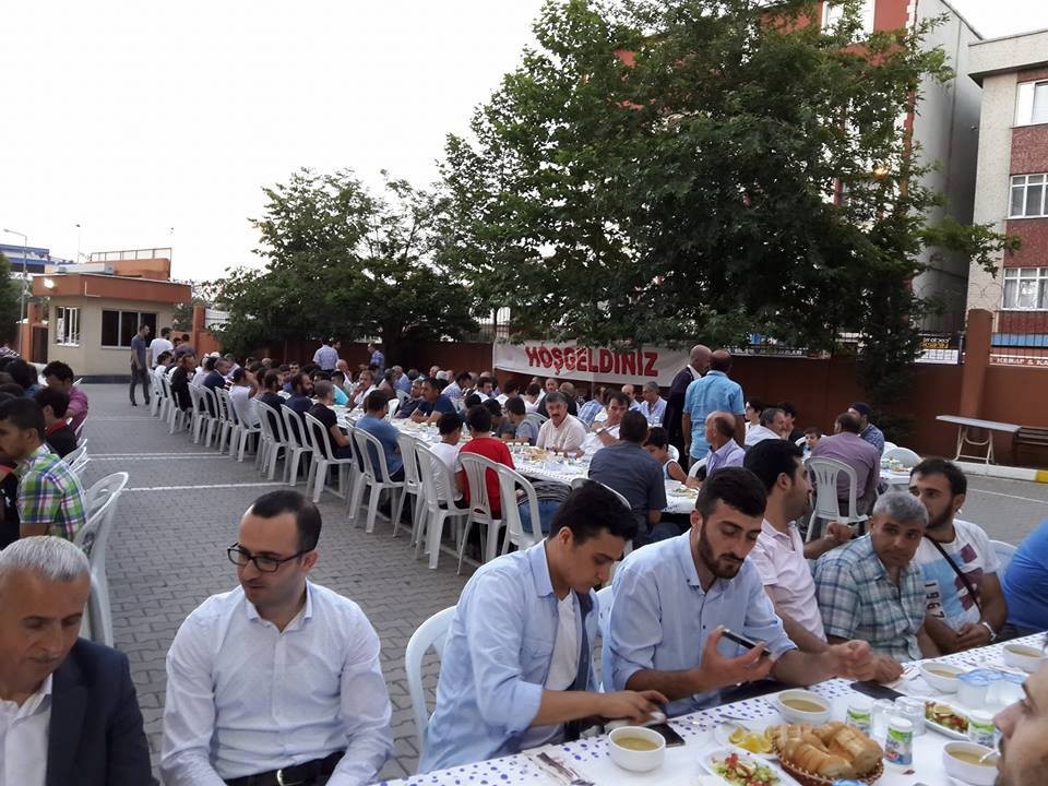 Sultanbeyli’de iftar programı 2