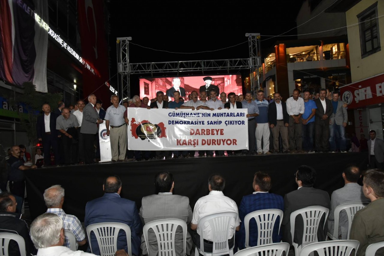 Gümüşhane muhtarları demokrasinin yanında, darbelerin karşısında 2