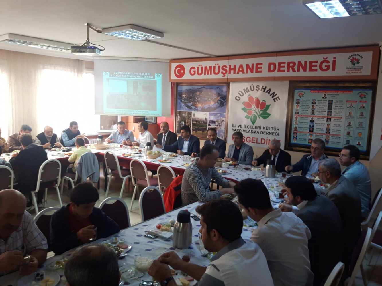 Sultanbeyli Gümüşhaneliler derneği gençler için bir araya geldi 11