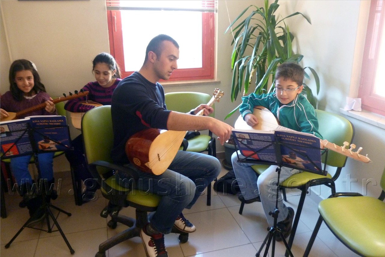 Gençlik Merkezi Kursları Aralıksız Devam Ediyor 3