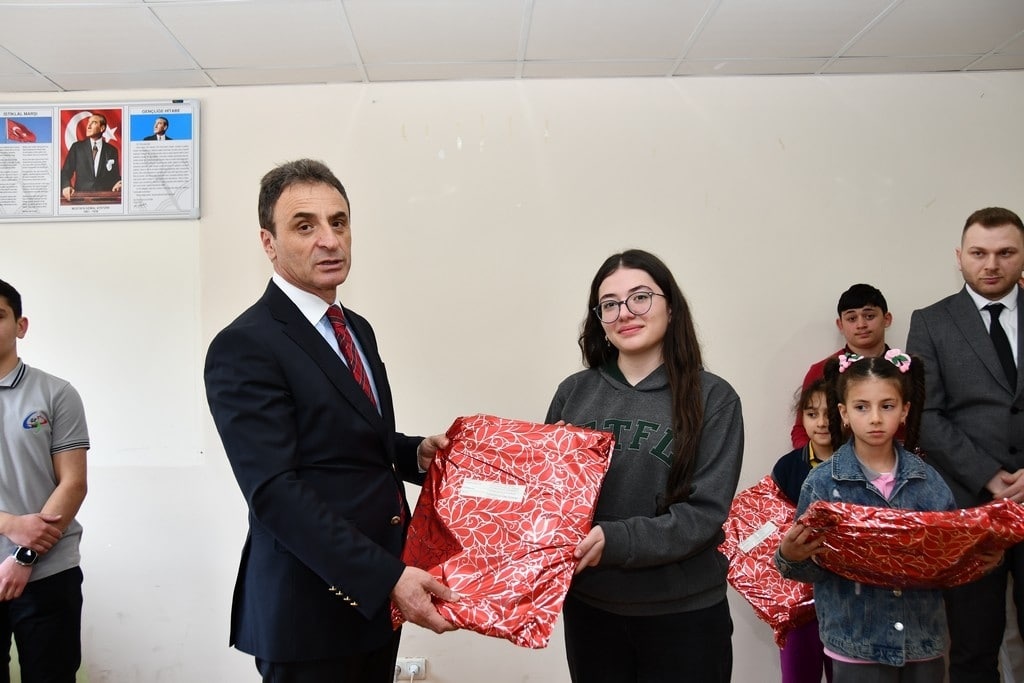 Gümüşhane’de İstiklal Marşı ve Mehmet Akif Ersoy Anma yarışmaları sonuçlandı 7