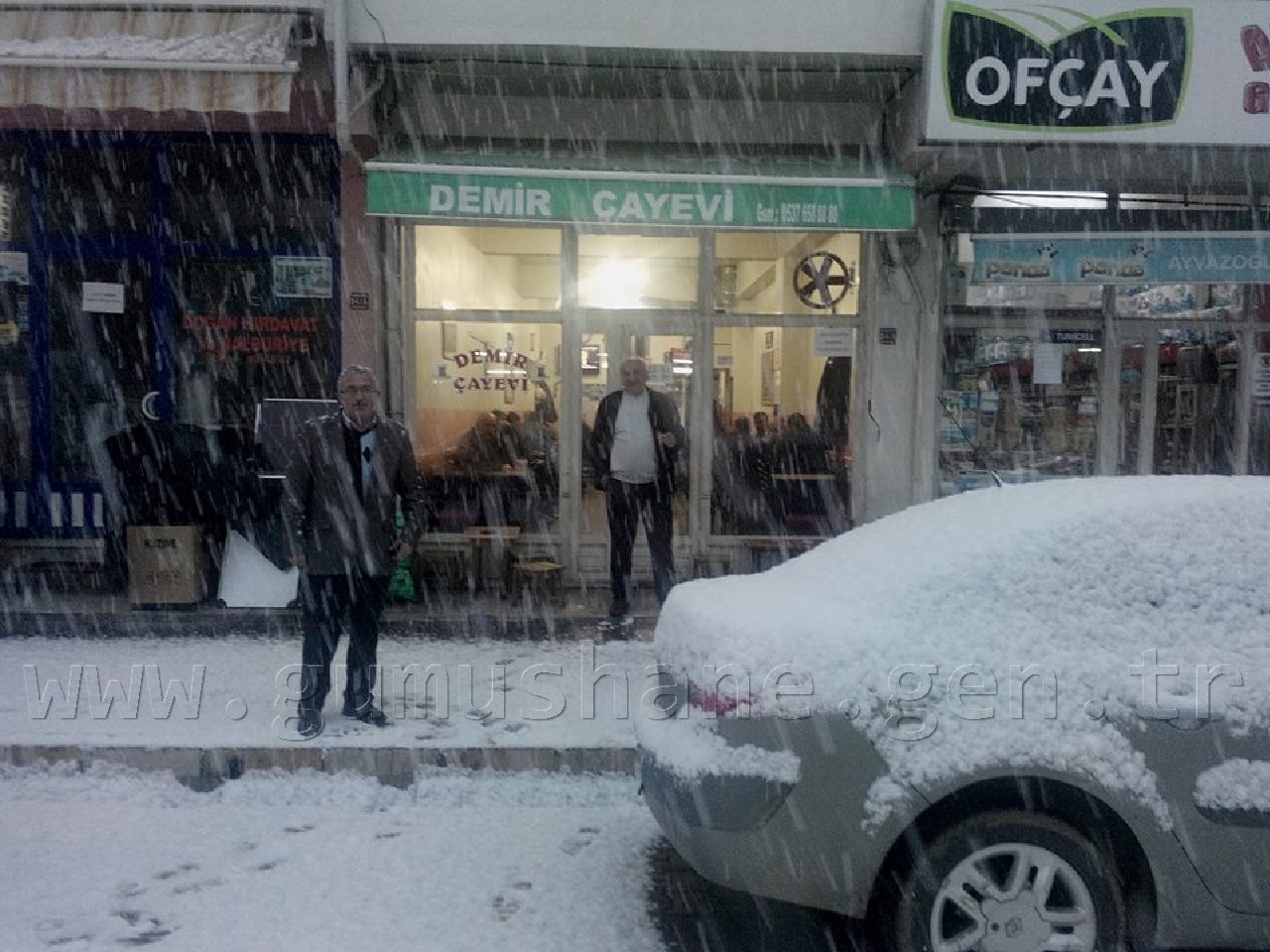 Kelkit'e Yılın İlk Karı Yağdı 9