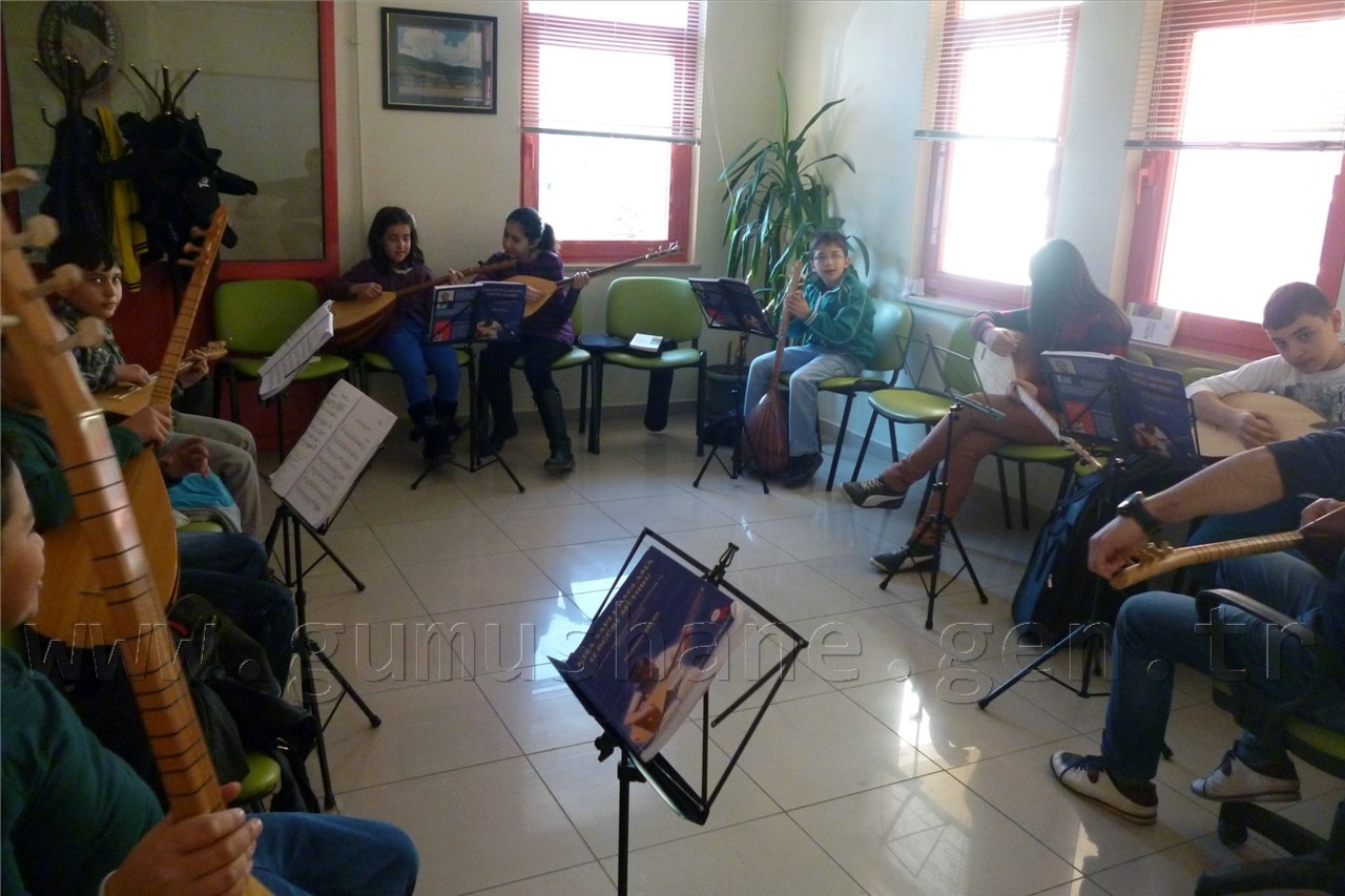 Gençlik Merkezi Kursları Aralıksız Devam Ediyor 6