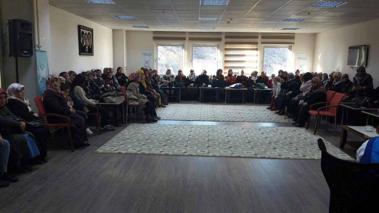 Gümüşhaneli kadınlar ‘Demli Muhabbetler’ programında buluştu 4