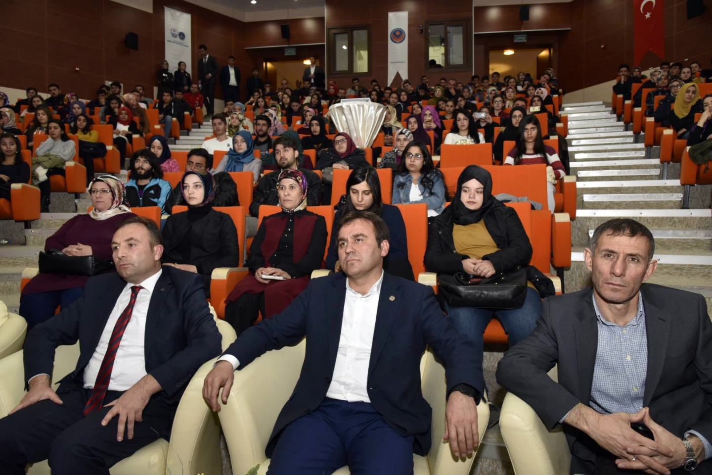 Gümüşhane’de ‘Küresel Güçlerin Yönetim Tercihleri’ konferansı 3