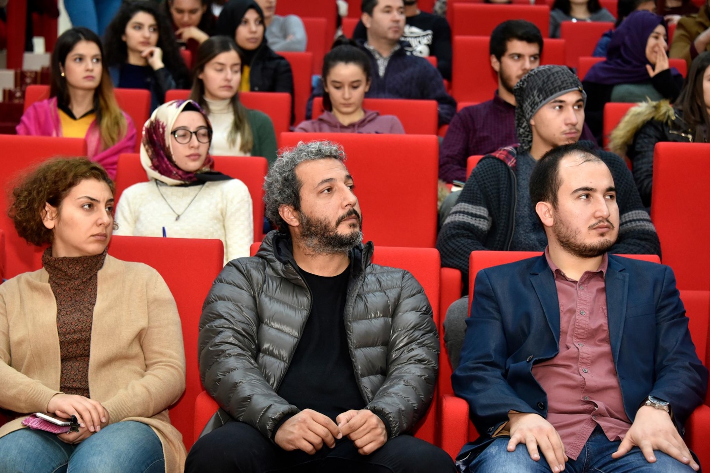 Özdel, tecrübelerini gençlere anlattı 6