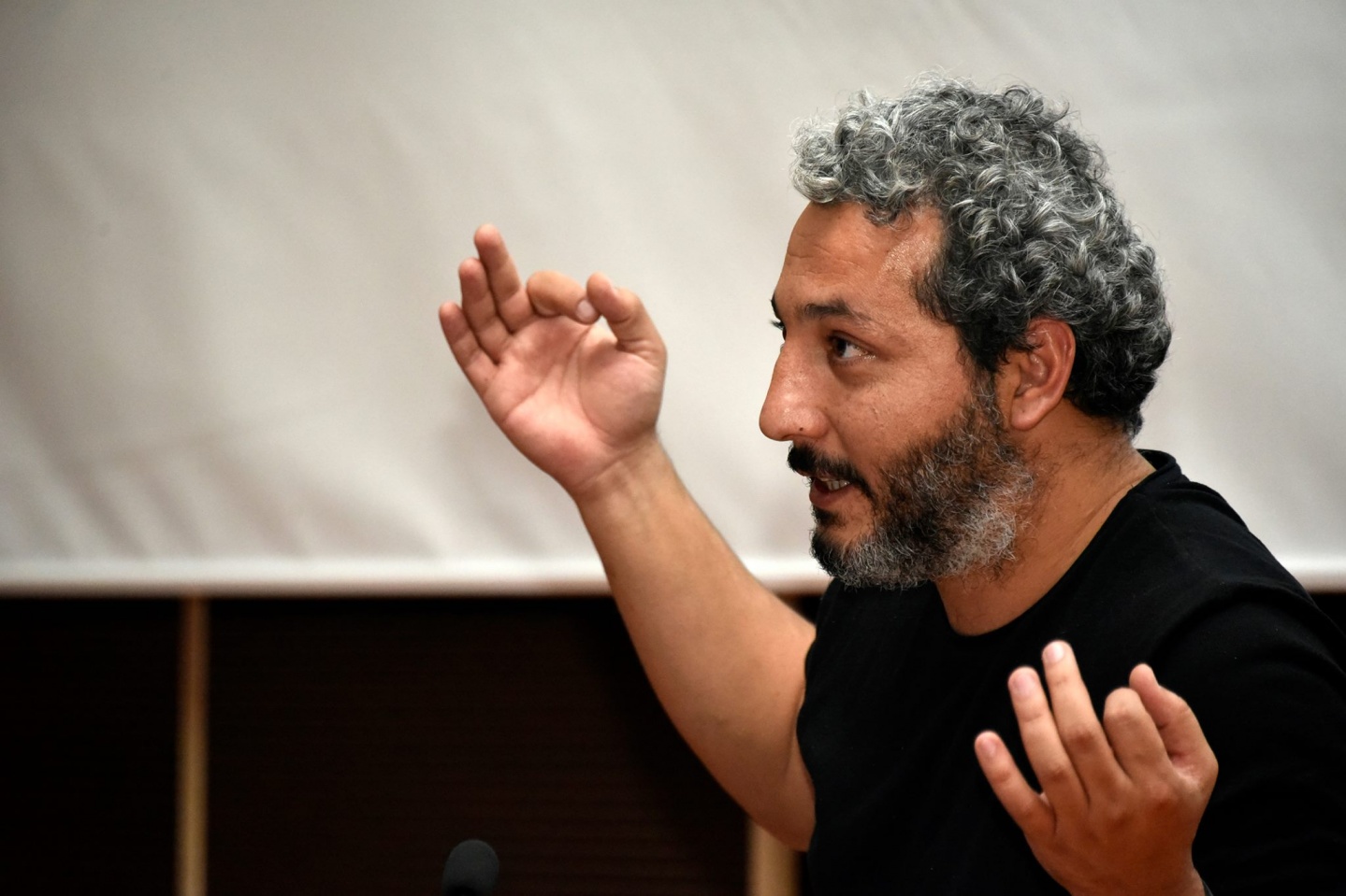 Özdel, tecrübelerini gençlere anlattı 10