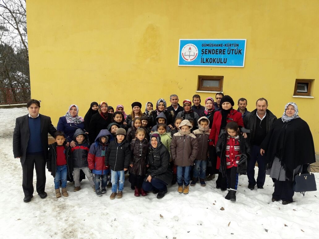 Sevgi Yolu küçük yürekleri mutlu etti 1